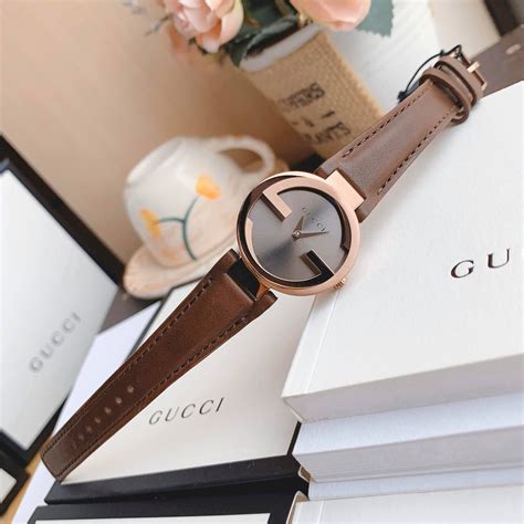 YA133504 Gucci Interlocking 